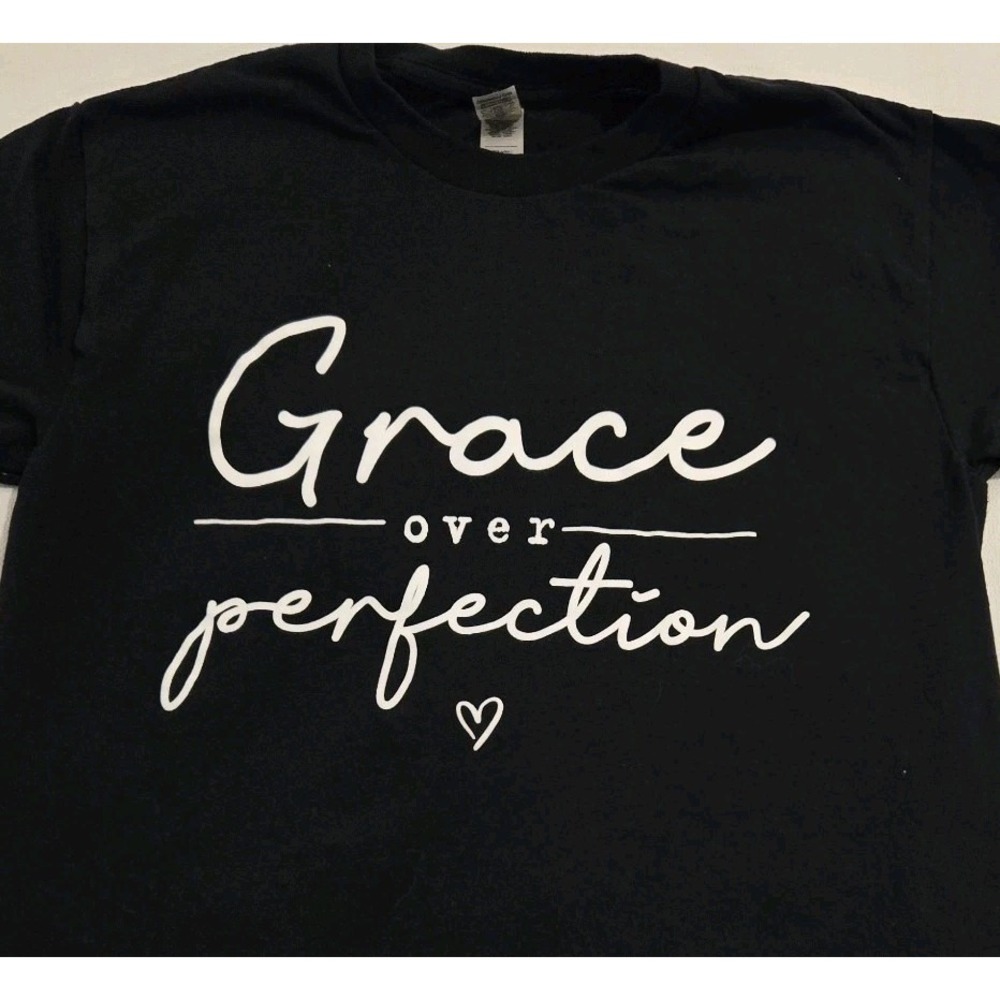 Gildan Women's "Grace Over Perfection " 100% Cotton Heavy T-shirt Size Small